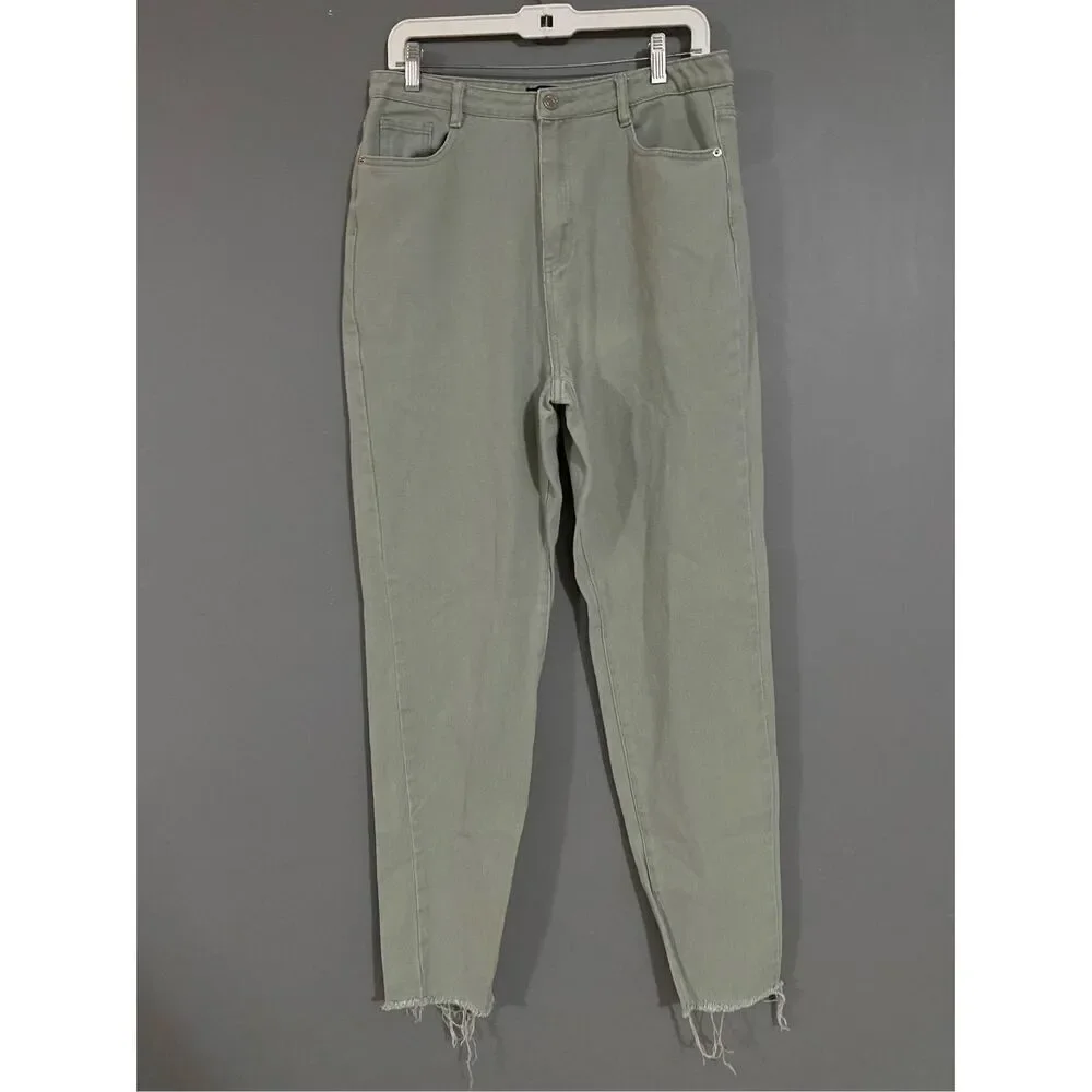 Missguided Women's Tall Riot High Waisted Raw Hem Mom Jeans Sand Size 10